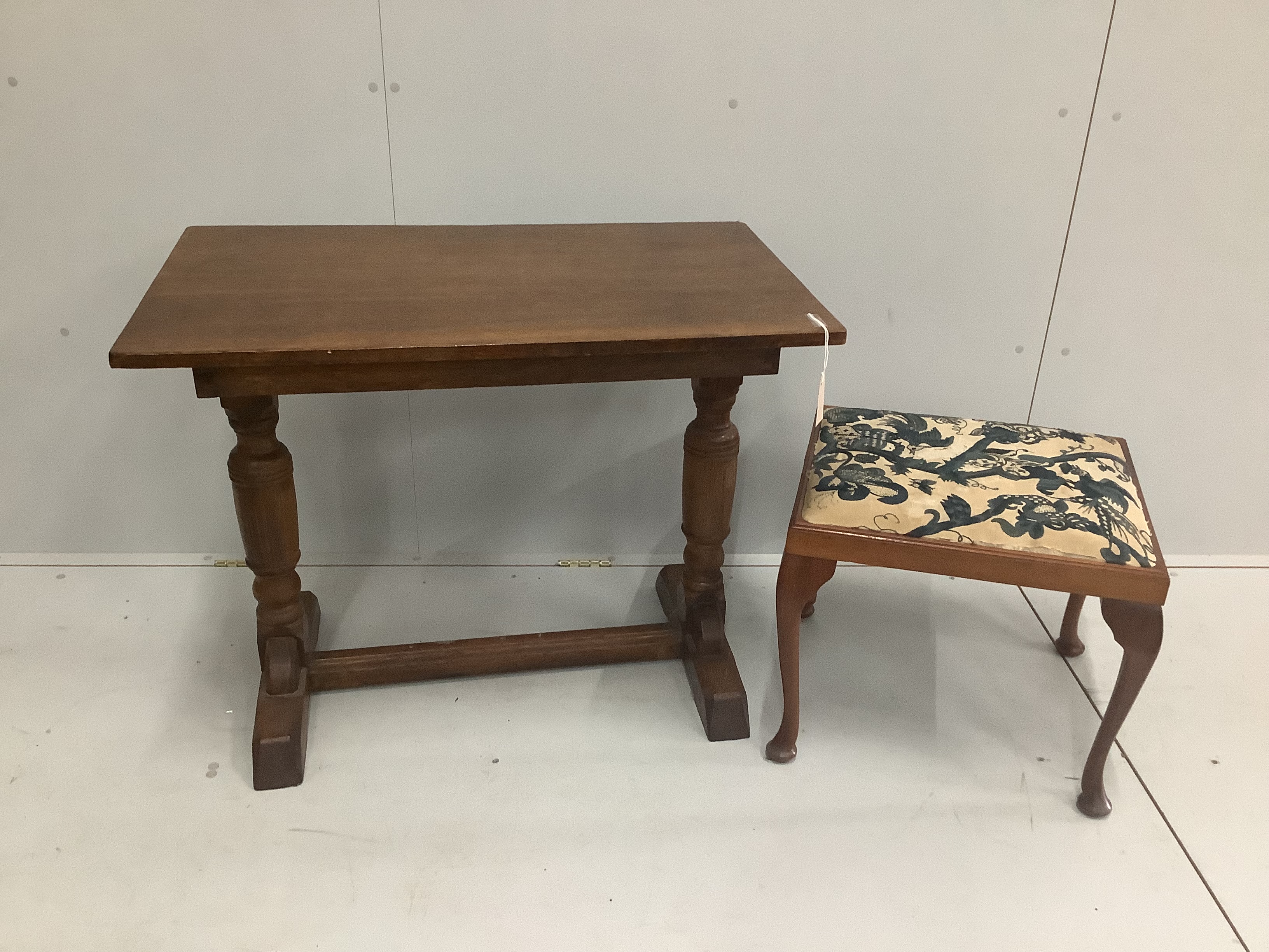 An 18th century style rectangular oak side table, width 91cm, depth 55cm, height 72cm together with a mahogany dressing stool